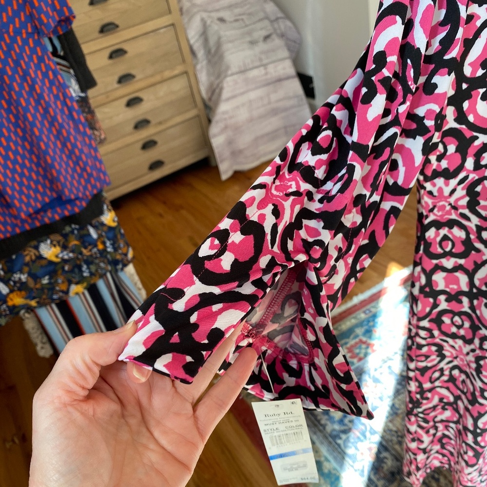 BRAND NEW Never Worn Ruby Rd. Black and Pink Dress (Bin 7) - Picture 8 of 15